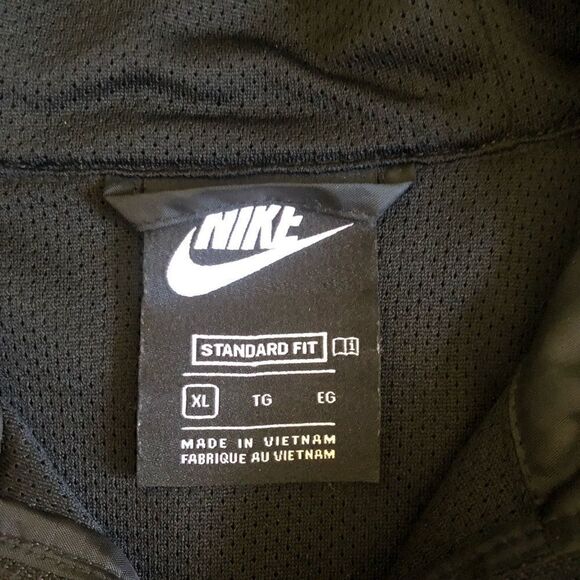 NIKE Sportswear Windrunner AOP Jacket DA1201-010 - Picture 8 of 9